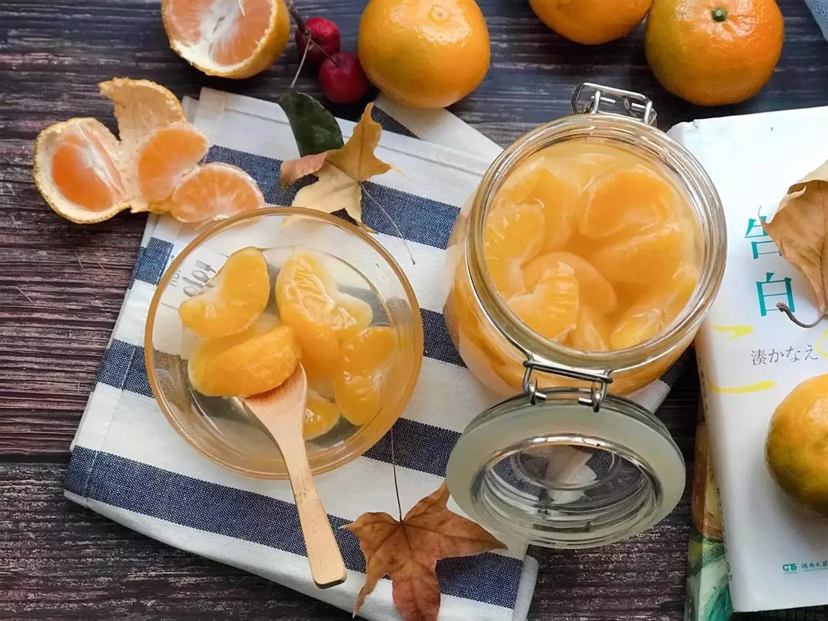 5個橘子，1把冰糖教你做糖水罐頭，酸甜可口，比買的好吃還健康
