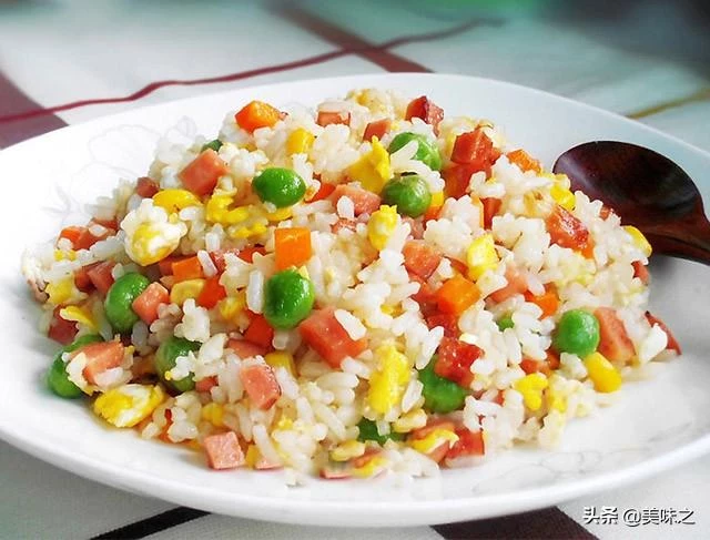 經典揚州炒飯的13種做法，色澤漂亮米粒分明、入口清香做法簡單