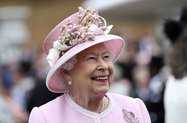 英國女王駕崩！史上最長壽君主「享耆壽96歲」　生前交代「啟動醞釀60年計畫」將影響全世界 