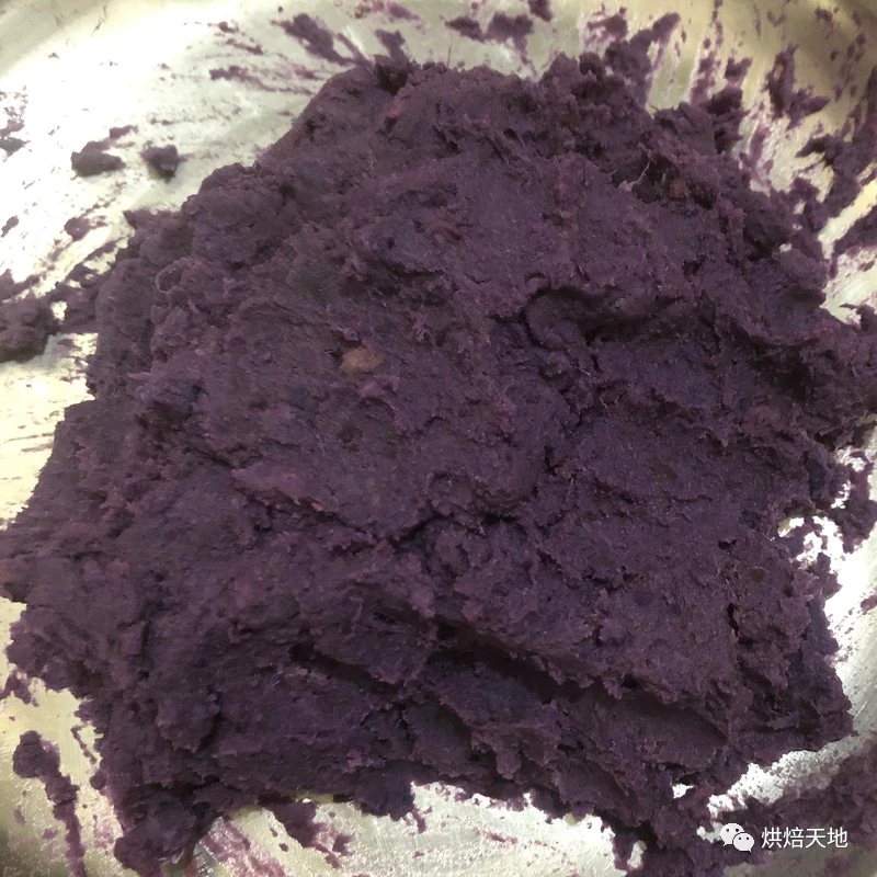 夢幻的紫薯軟歐包（內餡有麻薯，肉鬆，芋泥）配麻薯做法～