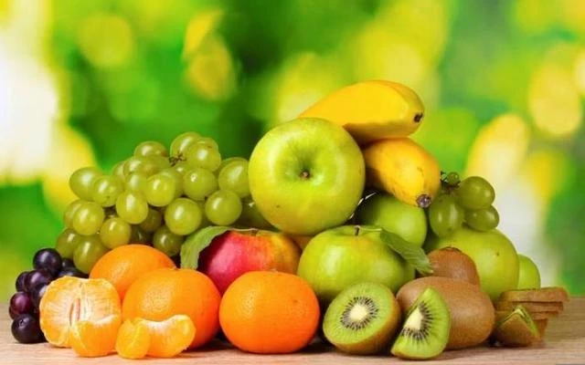 有胃病就不能吃水果嗎？提醒：4種水果可能會加重胃病，建議少吃
