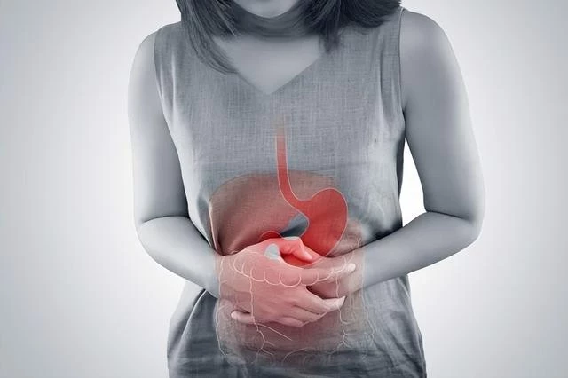 從胃炎到胃癌，只有4步！提醒：身體常出現4個症狀，需儘快就醫