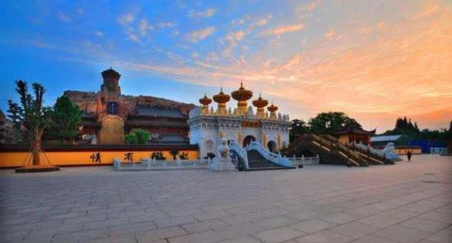 中國最有「良心」的寺廟，上香吃飯都是免費，卻禁止這種人進入！
